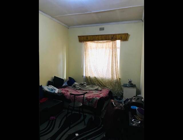 3 BEDROOM HOUSE FOR SALE IN KENSINGTON